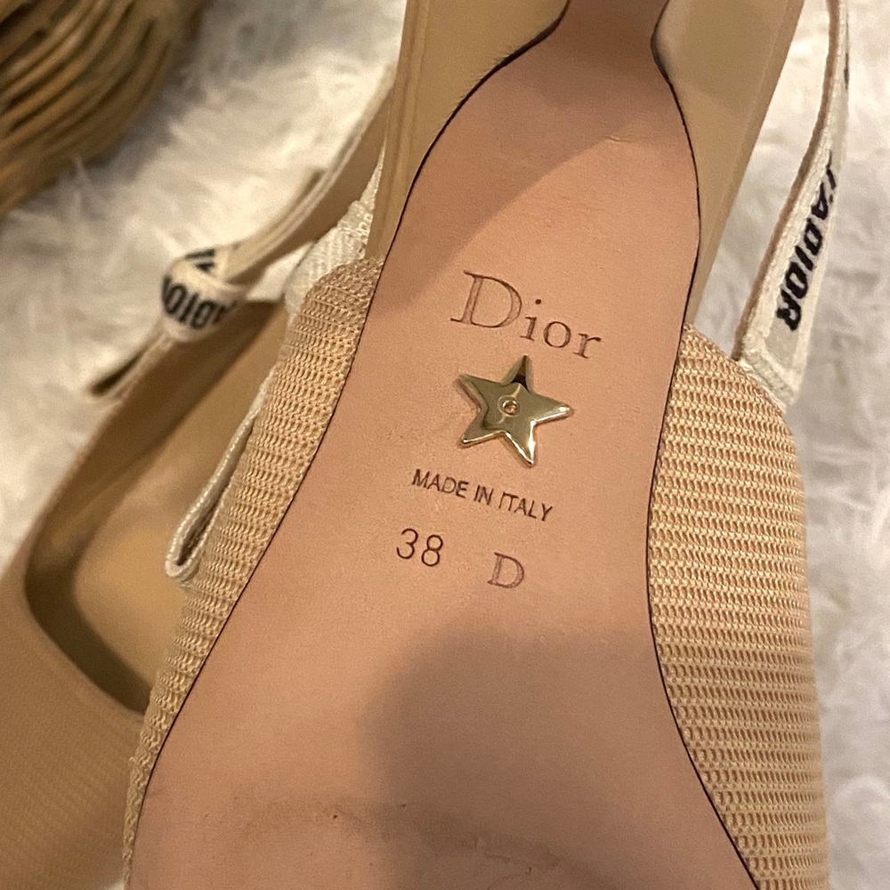 Dior nude pumps